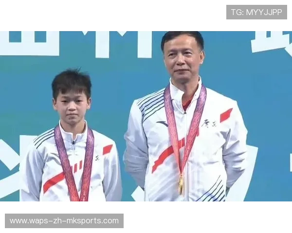 世界冠军晒小时候照片萌翻全场,童年也有无限可能 世界冠军晒小时候照片萌翻全场,童年也有无限可能